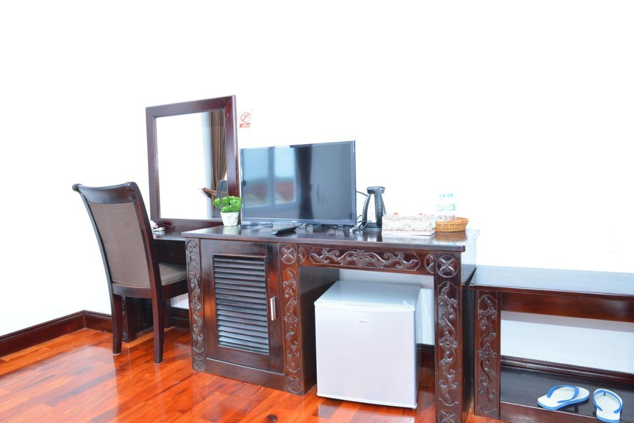 Muang Phônsavan Favanhmai Hotel מראה חיצוני תמונה